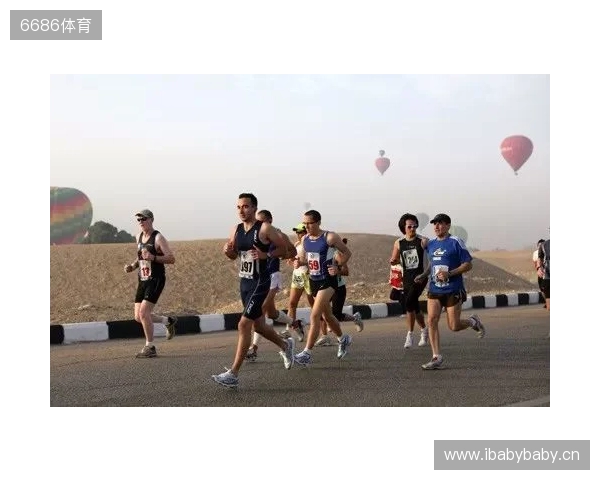 感人至深,朋友穿若塔球衣跑马拉松,期间与若塔妻子相拥 感人至深,朋友穿若塔球衣跑马拉松,期间与若塔妻子相拥