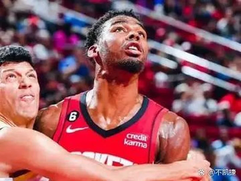 电讯报:纽卡有意引进小将斯密特,该球员非常乐意在一月加盟